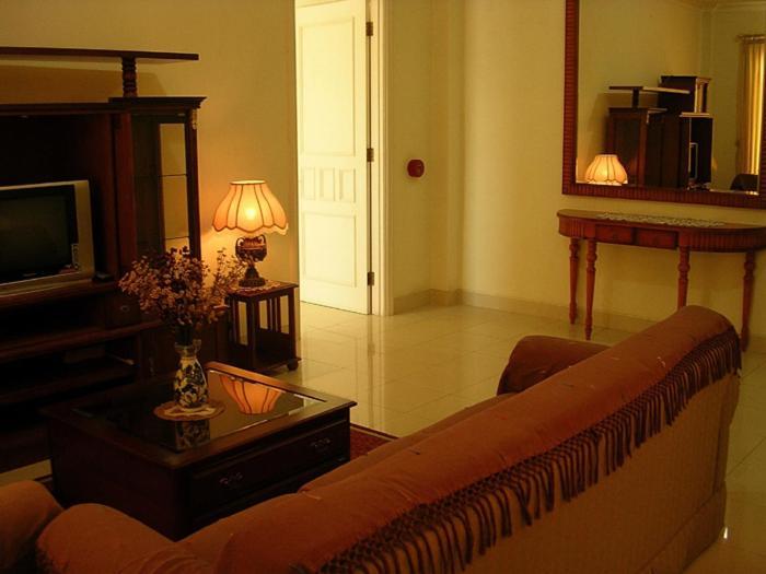 Margot Apartment Pondok Indah Jakarta Ngoại thất bức ảnh