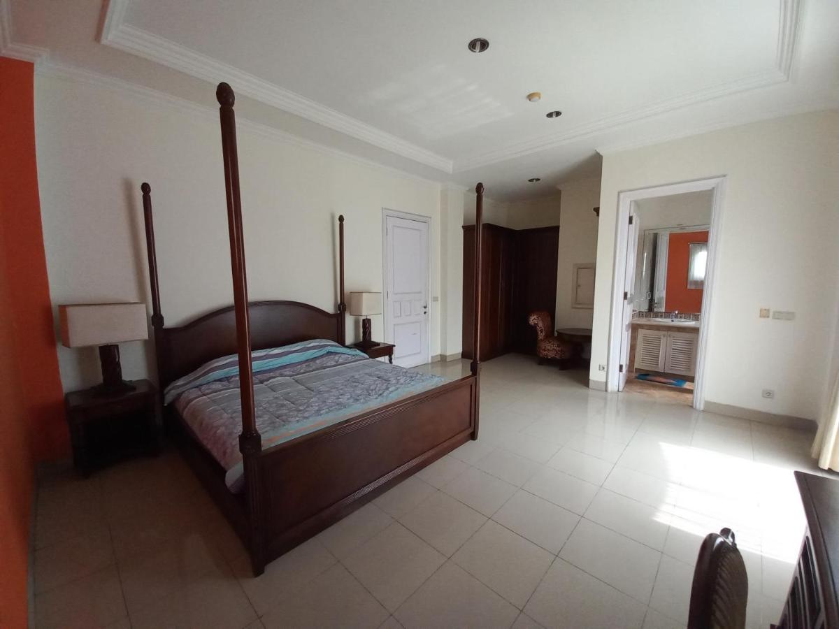 Margot Apartment Pondok Indah Jakarta Ngoại thất bức ảnh